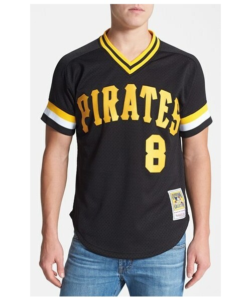 Mitchell&Ness（ミッチェル&ネス）の「Mitchell & Ness 'Willie Stargell - Pittsburgh Pirates' Authentic Mesh BP Jersey（シャツ/ブラウス・メンズ・Black・Regular 48）」の2枚目の写真