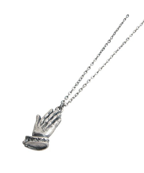 Subciety(サブサエティ)の「METAL NECKLACE-PRAYING HANDS-(アクセサリー・メンズ・BLACK/ANTIQE.GOLD/ANTIQE.SILVER・FREE)」の2枚目の写真