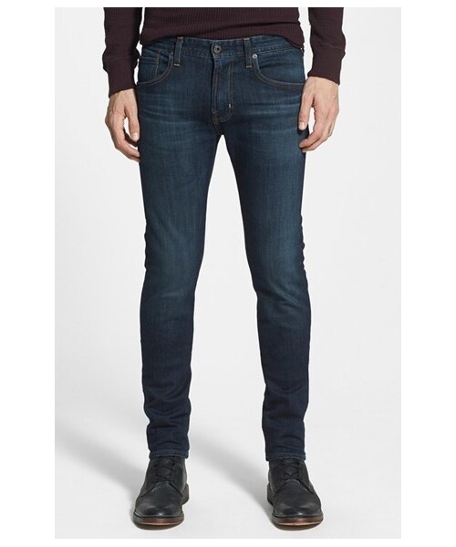 AG JEANS（エージージーンズ）の「AG 'Dylan' Skinny Fit Jeans (Forge)（デニムパンツ・メンズ・Forge・Regular 31 x 34/Regular 33 x 34/Regular 38 x 34/Regular 30 x 34/Regular 32 x 34/Regular 34 x 34/Regular 36 x 34）」の2枚目の写真