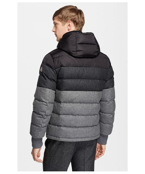 ジャケット・アウター Moncler grey jacket Size 2 MONCLER（モンクレール）の「Moncler 'Harvey' Colorblock Down Hooded