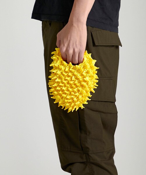 BUNZABURO（ブンザブロウ）の「BAI SHIBORI PETIT BAG（ハンドバッグ・メンズ・SLV/GRY/BLK/PNK/YLW/D.GRN/OLV/BLU・FREE）」の5枚目の写真