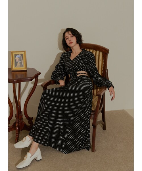 Marjorie（マージョリー）の「大娛樂家，復古點點腰間特色鏤空長洋裝（ワンピース/ドレス・レディース・點點白・XS/S/M/L）」の5枚目の写真