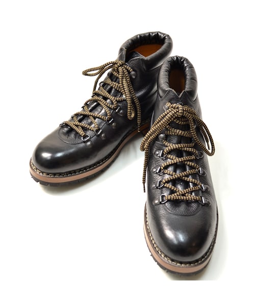 TATRAS（タトラス）の「TATRAS VACCHETTAレザ-マウンテンブーツ  