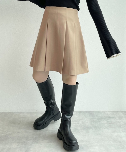 w closet(ダブルクローゼット)の「★先行予約★【セットアップ対応】プリーツミニスカート【9月上旬入荷】(スカート・レディース・ベージュ/ブラック/グレンブラウン・FREE)」の1枚目の写真