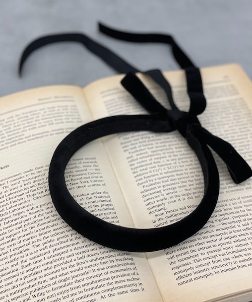 CIAOPANIC(チャオパニック)の「ベロアリボンカチューシャ(その他ヘアアクセサリー・レディース・ブラウン/ブラック・FREE)」の1枚目の写真