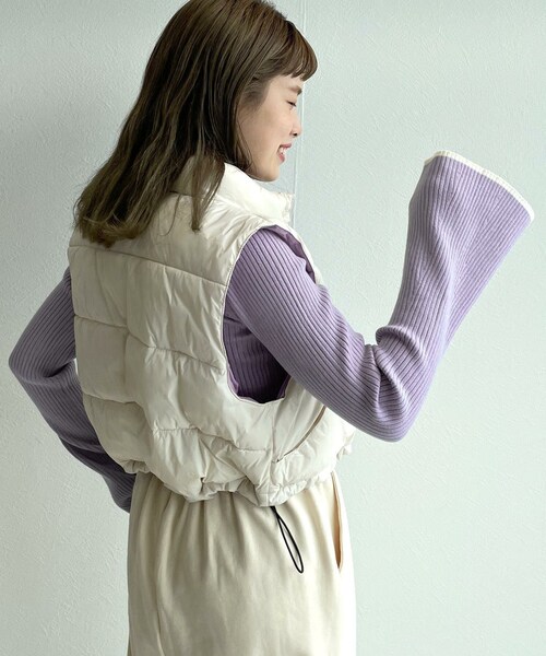 w closet（ダブルクローゼット）の「★先行予約★リブフレアスリーブハイネックプルオーバー【9月下旬入荷】（トップス・レディース・オフホワイト/サックス/ブラック/オフ/クロ・FREE）」の18枚目の写真