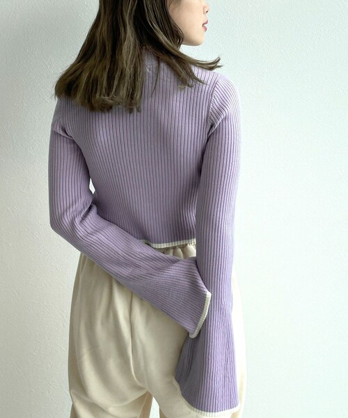 w closet（ダブルクローゼット）の「★先行予約★リブフレアスリーブハイネックプルオーバー【9月下旬入荷】（トップス・レディース・オフホワイト/サックス/ブラック/オフ/クロ・FREE）」の19枚目の写真