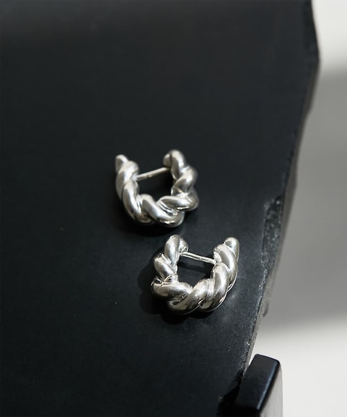 【ANNIKA INEZ】ツイストフープピアス/SML TWINE HOOPS GALLARDAGALANTE（ガリャルダガランテ）の「【ANNIKA INEZ