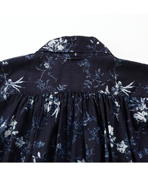 45R タペット森花プリントのくしゅくしゅドレス（インディゴ） R刺繍 現行タグ 45R タペット森花プリントのくしゅくしゅドレス（インディゴ） R刺繍