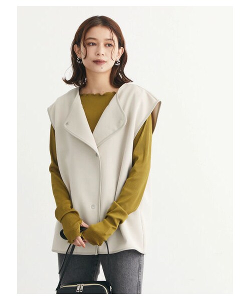 Green　Parks（グリーンパークス）の「・Petit Fleur プリーツプルオーバー（トップス・オフホワイト/チャコールグレー/ベージュ/カーキ・F）」の8枚目の写真