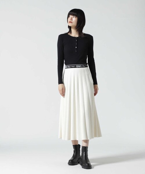 ROYAL FLASH（ロイヤルフラッシュ）の「ESSENTIAL/エッセンシャル