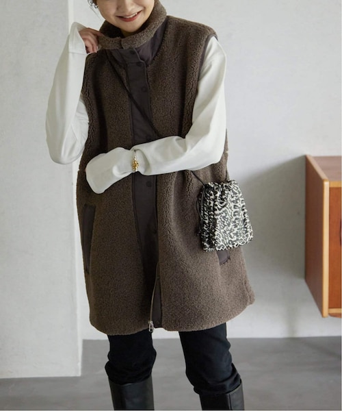 SLOBE IENA ECOPELボア ダウンベスト 黒 SLOBE IENA（スローブイエナ）の「《予約》ECOPELボアベスト（）」 - WEAR