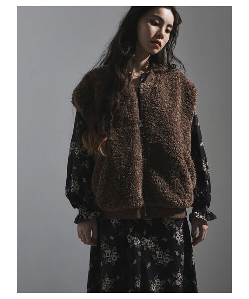 Green　Parks（グリーンパークス）の「【予約】■ESCAR タンショクフラワーptワンピース（ワンピース/ドレス・ブラック/ベージュ・F）」の3枚目の写真