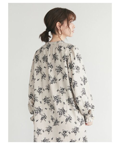 Green　Parks（グリーンパークス）の「【予約】■ESCAR タンショクフラワーptワンピース（ワンピース/ドレス・ブラック/ベージュ・F）」の14枚目の写真