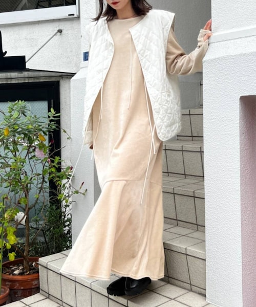 Kastane（カスタネ）の「【サイズ展開あり】ベロアティアード