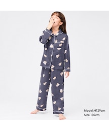 GU（ジーユー）の「GIRLSサテンパジャマ(長袖&ロングパンツ)(トイプードル)+X（ラウンジウェア・キッズ）」