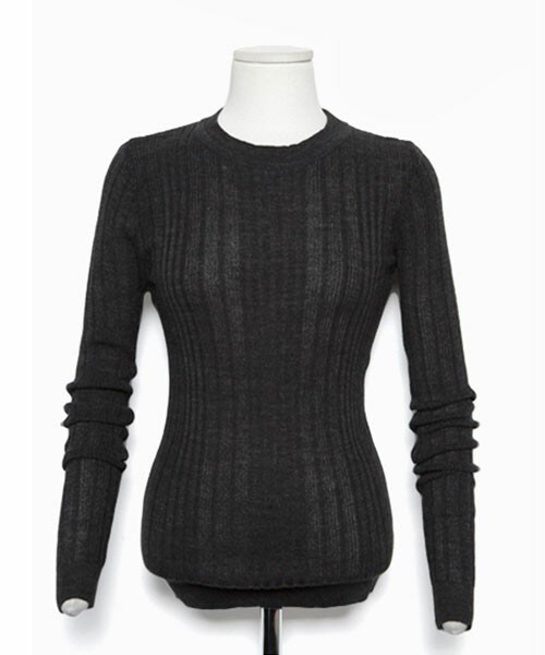 DHOLIC（ディーホリック）の「クルーネックスリムリブニットＴシャツ（Tシャツ/カットソー・レディース・グレー/アイボリー/ベージュ/レッド/ブラウン/ワイン/ネイビー/アクアグリーン/ブラックグレー/ブラック・one）」の3枚目の写真