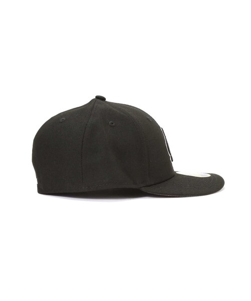 AVIREX（アヴィレックス）の「《AVIREX×NEW ERA/ニューエラ》ロウ プロファイル 59フィフティ / LOW PROFILE 59FIFTY AC（帽子・ブラック・S/M）」の4枚目の写真