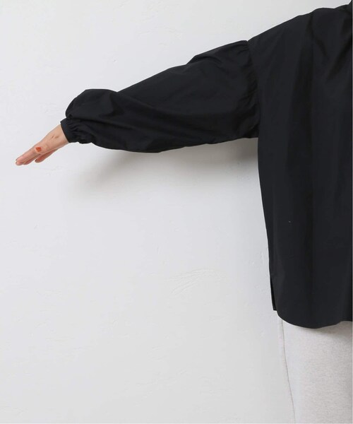 ジャーナルスタンダードラックス　タイプワッシャー スタンドカラーパフブラウス　黒 JOURNAL STANDARD LUXE（ジャーナルスタンダード ラックス）の