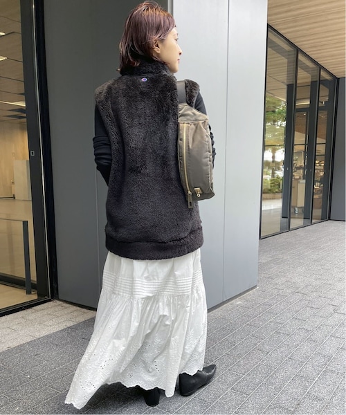 Spick & Span（スピックアンドスパン）の「≪一部店舗+WEB限定予約≫【Champion/チャンピオン】 ジップベスト（その他・ブラック/フリー）」の6枚目の写真