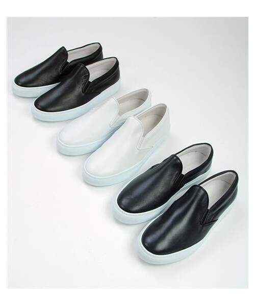 Ambassadors of minimalismの「皮革slip-on休閒鞋（その他・メンズ・白/黑/藍・EUR39/EUR40/EUR41/EUR42/EUR43）」の2枚目の写真