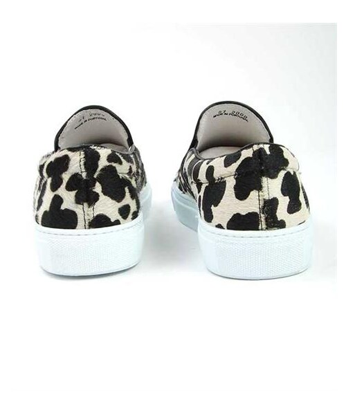 Ambassadors of minimalismの「牛毛slip-on休閒鞋(その他・メンズ・大麥町・EUR39/EUR40/EUR41/EUR42/EUR43)」の2枚目の写真