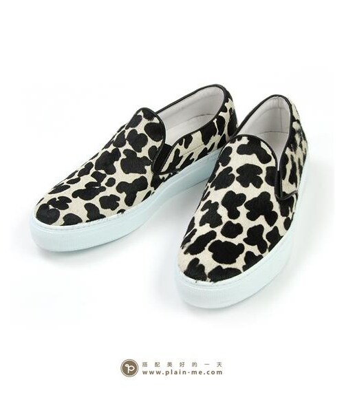 Ambassadors of minimalismの「牛毛slip-on休閒鞋(その他・メンズ・大麥町・EUR39/EUR40/EUR41/EUR42/EUR43)」の1枚目の写真