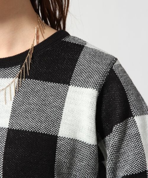 GLOBAL WORK（グローバルワーク）の「ブロックチェックプルオーバー長袖（トップス・レディース・ホワイト×ブラック10/レッド×ネイビー88・Ｍ/Ｌ）」の8枚目の写真