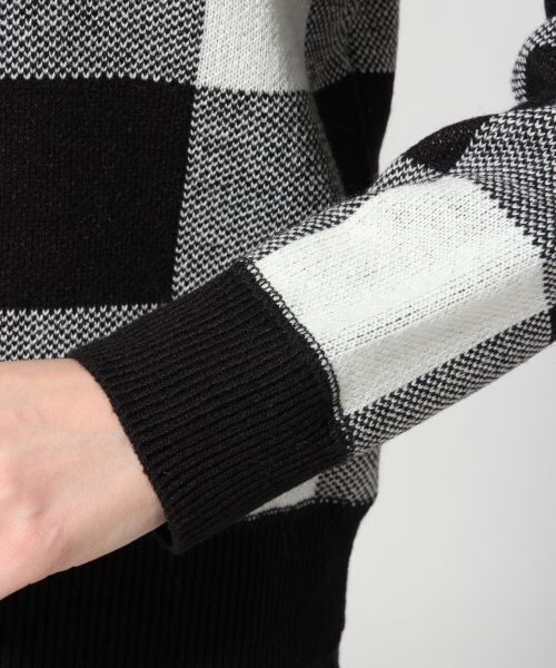 GLOBAL WORK（グローバルワーク）の「ブロックチェックプルオーバー長袖（トップス・レディース・ホワイト×ブラック10/レッド×ネイビー88・Ｍ/Ｌ）」の10枚目の写真