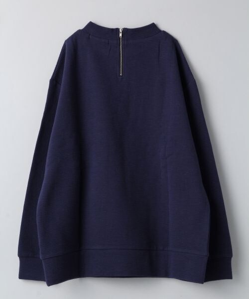 JEANASIS(ジーナシス)の「リップルローネックプルオーバー(トップス・レディース・オフホワイト/ホワイト×ブラック/ブラック/ネイビー・FREE)」の5枚目の写真