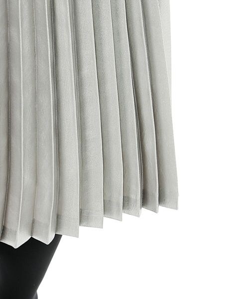 Andemiu（アンデミュウ）の「ミディプリーツスカート（スカート・レディース・シルバー/ブラック/アイボリー/グリーン・F）」の11枚目の写真