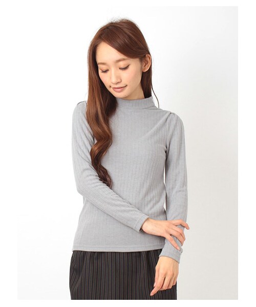 E hyphen world gallery(イーハイフンワールドギャラリー)の「・リブ編みハイネックプルオーバー(カットソー・レディース・オフホワイト/杢グレー/ボルドー/ミント/ネイビー・F)」の2枚目の写真