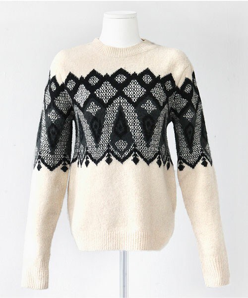 DHOLIC（ディーホリック）の「ダイヤ柄ニットプルオーバー（ニット/セーター・レディース・レッド/ベージュ・free）」の2枚目の写真