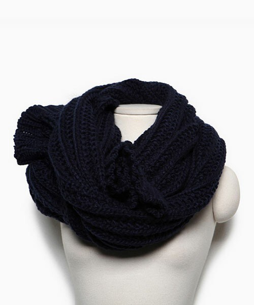 DHOLIC（ディーホリック）の「ボリュームロングニットマフラー（マフラー・レディース・ベージュ/グレー/ネイビー/ミント/レッド・one）」の4枚目の写真