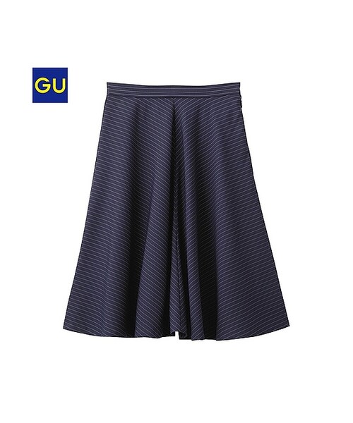 GU（ジーユー）の「（GU）ピンストライプサーキュラースカート（WOMEN ⁄ スカート・レディース・GRAY/NAVY・L/S/M）」の2枚目の写真
