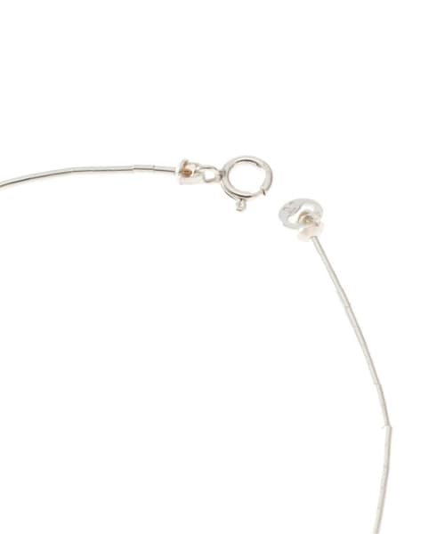 Spick & Span（スピックアンドスパン）の「Liquid silver and onyx beads ネックレス（腕時計・ブラック/(001)/フリー/在庫あり）」の4枚目の写真