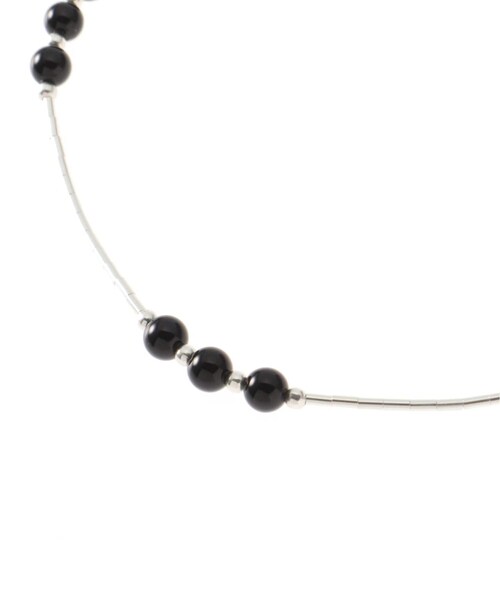 Spick & Span（スピックアンドスパン）の「Liquid silver and onyx beads ネックレス（腕時計・ブラック/(001)/フリー/在庫あり）」の7枚目の写真
