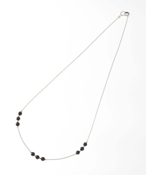 Spick & Span（スピックアンドスパン）の「Liquid silver and onyx beads ネックレス（腕時計・ブラック/(001)/フリー/在庫あり）」の2枚目の写真