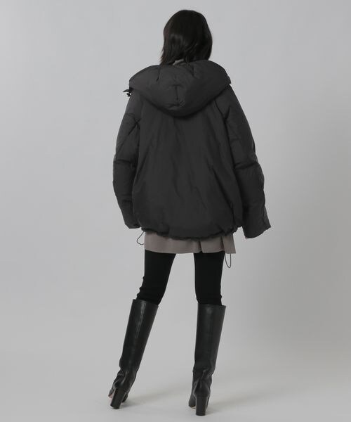 Chaos（カオス）の「別注アウトドアダウンブルゾン（ジャケット/アウター・レディース・チャコールグレー18/モカ59・FREE）」の10枚目の写真