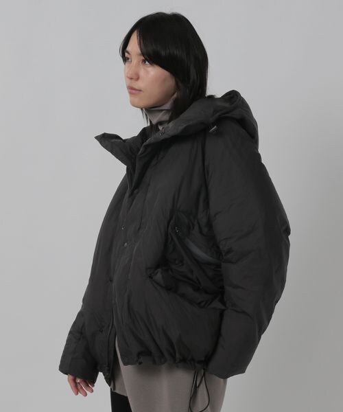 Chaos（カオス）の「別注アウトドアダウンブルゾン（ジャケット/アウター・レディース・チャコールグレー18/モカ59・FREE）」の14枚目の写真