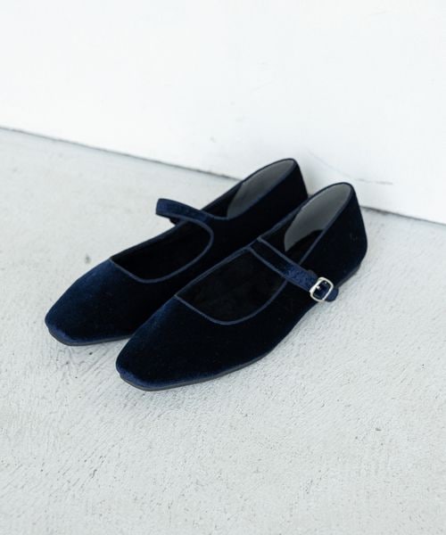 LEPSIM（レプシィム）の「シルキーファーストラップシューズ（シューズ・レディース・ブラック09/レオパード55/ネイビー89・M(23-23.5)/L(24-24.5)）」の3枚目の写真