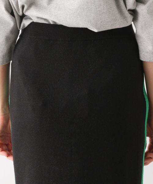 LEPSIM(レプシィム)の「12ゲージ無地柄ナロースカート(スカート・レディース・ブラック09/ブラック×ガラ10/イエロー×ガラ65・FREE SIZE)」の15枚目の写真