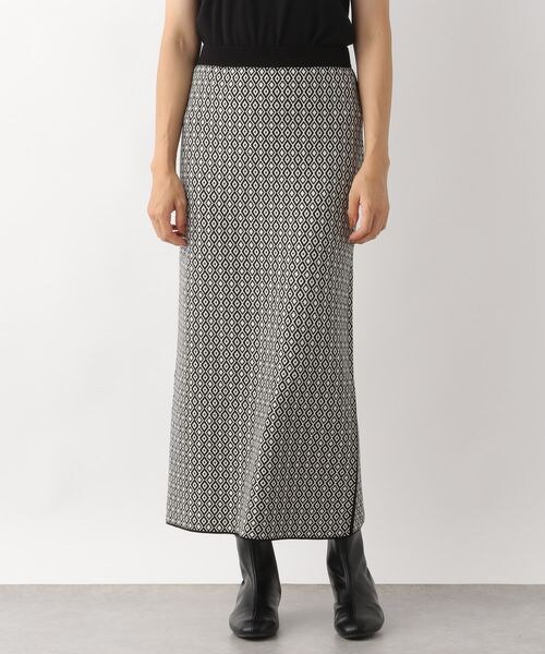 LEPSIM(レプシィム)の「12ゲージ無地柄ナロースカート(スカート・レディース・ブラック09/ブラック×ガラ10/イエロー×ガラ65・FREE SIZE)」の2枚目の写真