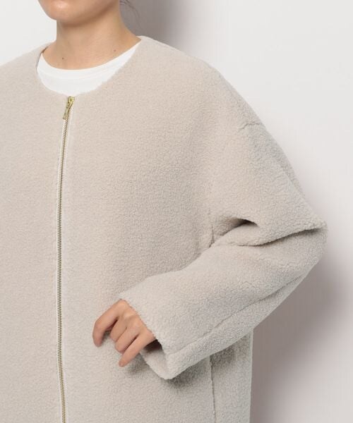 LEPSIM（レプシィム）の「ライトノーカラーボアコート（ジャケット/アウター・レディース・グレージュ13/チャコール19/モカ53・M/L）」の16枚目の写真