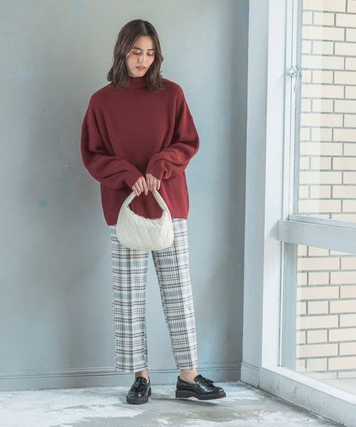 LEPSIM(レプシィム)の「キルティングクロワッサンショルダーバッグ(バッグ・レディース・アイボリー08/ピンク28/グリーン75・ONE SIZE)」の5枚目の写真