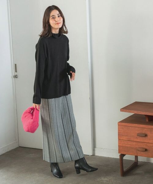 LEPSIM(レプシィム)の「キルティングクロワッサンショルダーバッグ(バッグ・レディース・アイボリー08/ピンク28/グリーン75・ONE SIZE)」の6枚目の写真