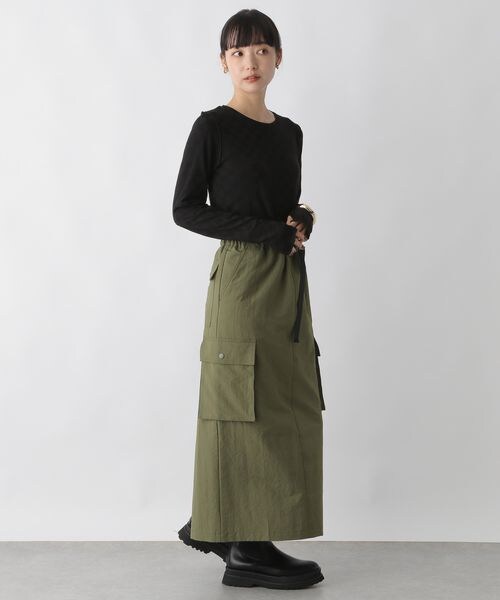LOWRYS FARM（ローリーズファーム）の「ミリタリーサイドポケットスカート（スカート・レディース・アイボリー08/ブラック09/カーキ78・F）」の16枚目の写真