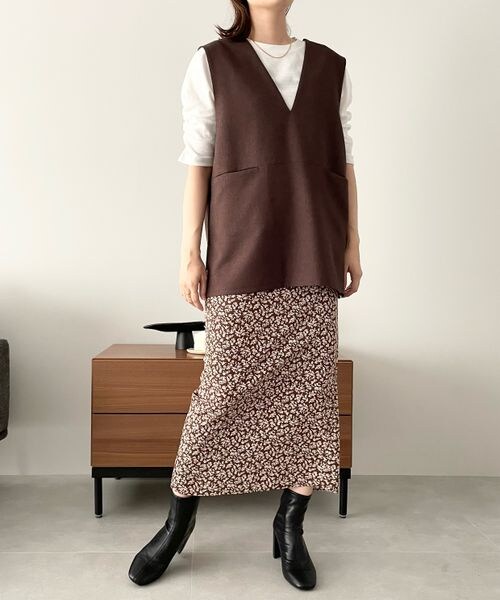 LOWRYS FARM（ローリーズファーム）の「コバナタイトスカート（スカート・レディース・アイボリー08/ブラック09/ブラウン58・F）」の9枚目の写真