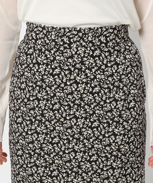 LOWRYS FARM（ローリーズファーム）の「コバナタイトスカート（スカート・レディース・アイボリー08/ブラック09/ブラウン58・F）」の14枚目の写真