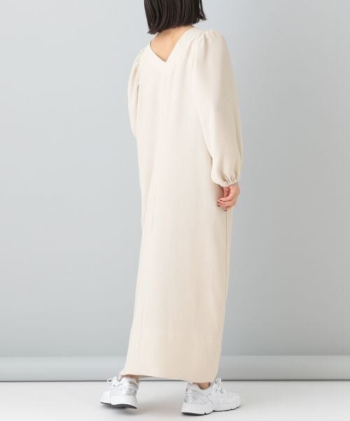 A part by（アパートバイ）の「パフスリーブ2WAYワンピース_長袖（ワンピース/ドレス・レディース・ナチュラル 08/ブラック 09/グリーン 76・F）」の19枚目の写真